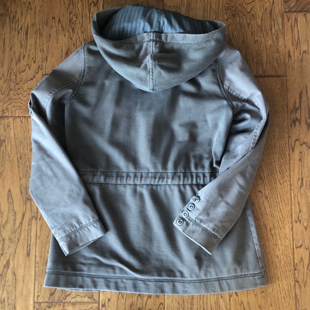 Evereve Olive Green Light Jacket Womens Small Gem